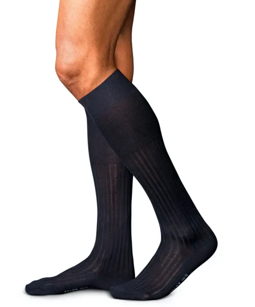 FALKE No. 13 Finest Piuma Cotton heren kniekousen, blauw (dark navy)